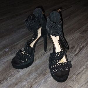 Jessica Simpson Azura Cut Out Heels  Sz 7